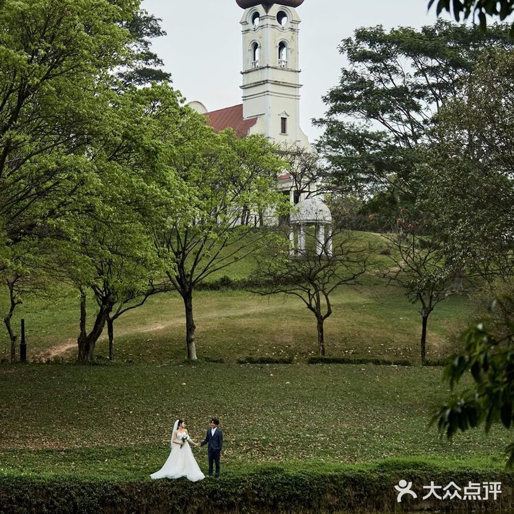 初夏季节最适合的婚纱照风格🍃就像微风拂面一样清新