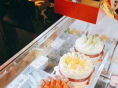-花花卷卷·鲜食蛋糕(静安久光百货店)