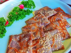 L云南鲜花饼-慢丽江·云南野生菌土鸡锅(付家庄店)