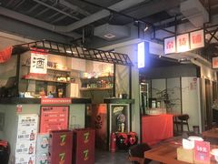 -炉小二铜锅牛蛙•川湘菜(三里屯店)