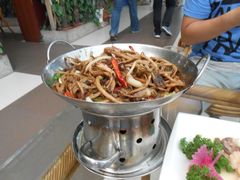 干锅茶树菇-绿色时代大酒店