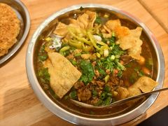 -柳州肥姨妈大骨螺蛳粉(万达中心店)
