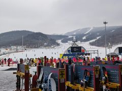 -中旅松花湖滑雪场
