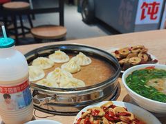 -梁老三麻辣鸡头总店