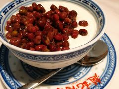 双皮奶加红豆-老廣糖水铺(乐汇城店)