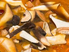 -芸山季·云南山珍菌火锅(人民广场来福士店)