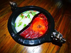 龙头鸳鸯骨汤锅-小板凳·锦州烧烤(高新区店)