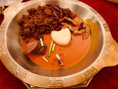 -山城年华老火锅(玉林店)