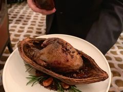 法国乳鸽配可可仔-Caprice(香港四季酒店)