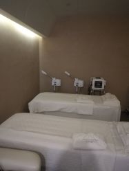 -Hi Beauty Skin 科技美肤中心