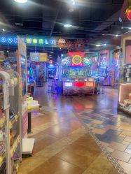 -卡通尼乐园(银泰店)