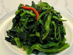 -三江源美食城