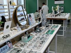 -无界眼镜MaxLess(南翔印象城店)