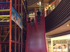 -天空之城欢乐嘉年华苏州店(环球188广场店)