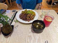-轻蔬不用等·素食(江苏路店)