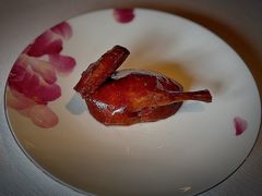 五香脆皮乳鸽-三号黄浦会Canton Table
