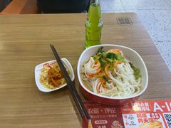 -佳佳面馆(龙首村东区店)