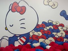 -北京时代美术馆-Hello Kitty Cosmos 光影特展-北京站