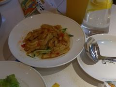 -小鱼小牛(世欧广场店)