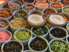 -包整·丝娃娃(一览甲秀楼风景店)