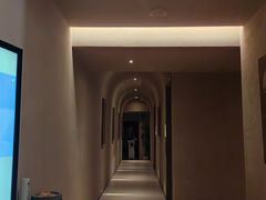-灸春堂·艾灸·痛症·整脊连锁(之江银泰店)