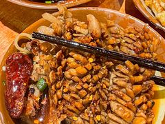 -周小明火锅(黑金冠社区店)