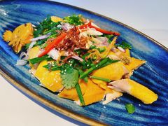 招牌葱油淋鸡-玲珑·新粤菜(安华汇店)