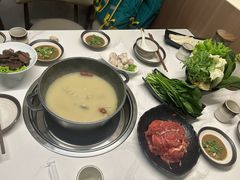 -汤宴·参须肚包鸡(南京路店)