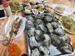 -蚝哥花姐湛江烤生蚝(美丽湾市场店)