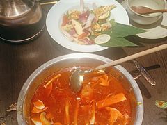 -叶芭蕉·铜锅酸汤牛肉(高铁吾悦店)