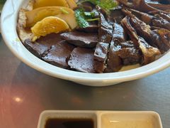 -潮界(LU·ONE凯德晶萃广场店)