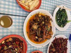 -捌贰虾蟹·江湖菜馆(江汉路店)