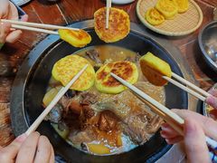 -铁岭世外桃源山庄铁锅炖