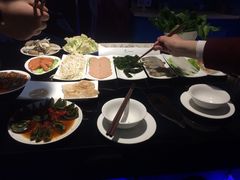 -唯爱KTV聚会餐厅(仙林东城汇店)