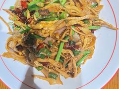 -富正毅三下锅(体育馆店)