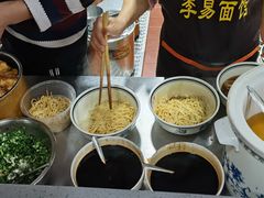 -李易面馆(树木岭店)