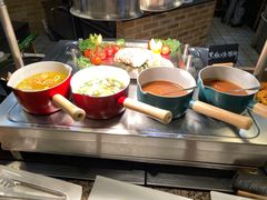 -亮马河饭店翠雅咖啡厅