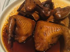 瑞士汁乳鸽-侨美·唐荔园·40年地道粤菜