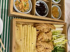 -鹊华居·地道鲁菜·海鲜·融合味(大明湖店)