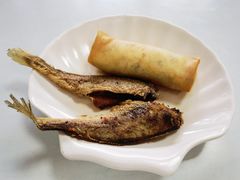 酥炸小黄鱼-明呈黄鱼面馆(斜土路店)