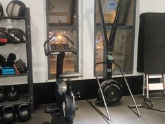 -汗水空间私教健身连锁(SM广场店)