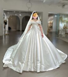 -艾米丽婚纱礼服