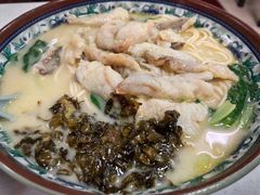 -明呈黄鱼面馆(斜土路店)