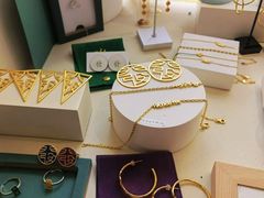 -LADY FAFA(巨鹿路陕西南路路口店)