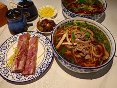 -镇南锅盖面馆(解放路店)