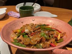 -云海肴·汽锅鸡·云南菜(天山百盛优客店)