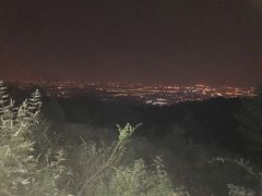 -鬼笑石后山停车场