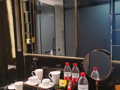 -悦致酒店(长沙黄兴路步行街南门口地铁站店)