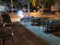-wineapp葡萄酒餐吧(外滩金融中心店)