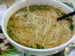 -陇上全荟兰州传统牛肉面(延吉路店)